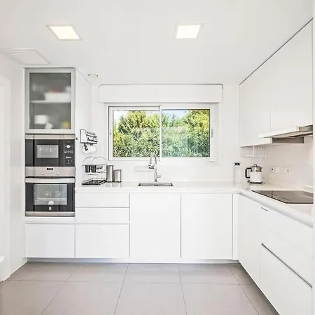 Villa Blanca By Interhome