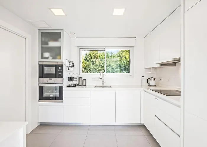 Villa Blanca By Interhome