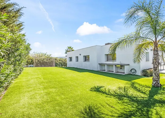 Villa Blanca By Interhome